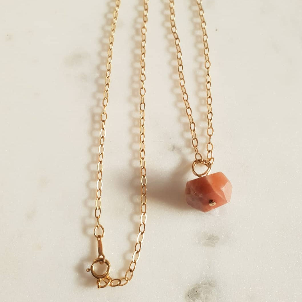 Sunstone Gold Chain Neckalce